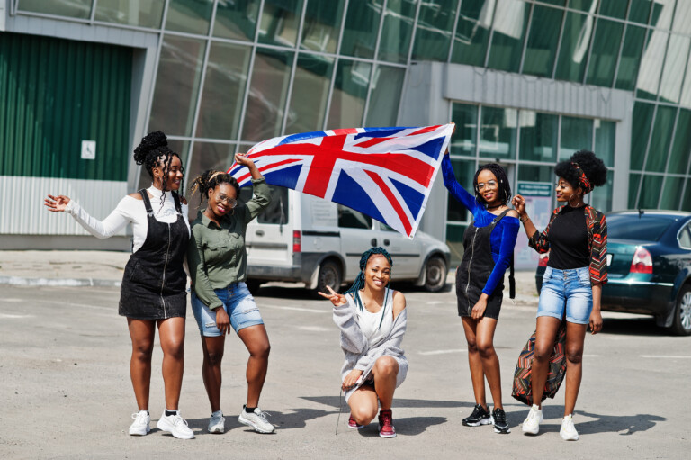 10 SURE WAYS TO WIN A SCHOLARSHIP AND MIGRATE TO THE U.K